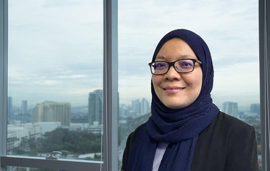Pn Tahirah